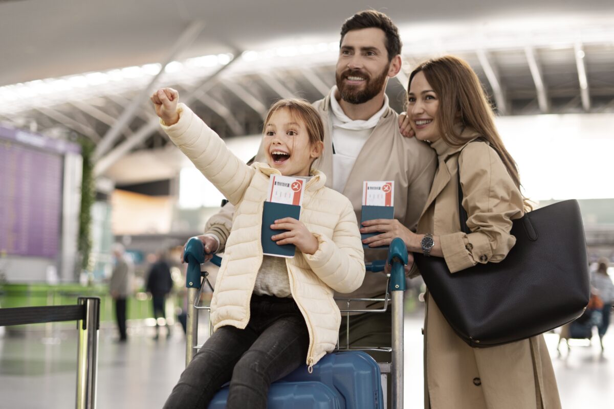Vai viajar no fim do ano Quando comprar moeda estrangeira